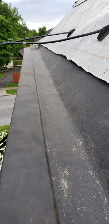 Gutter long view finished.