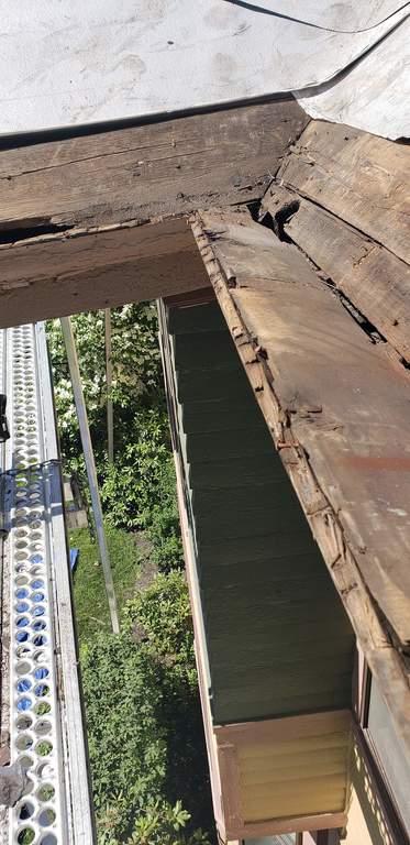 Corner in bad shape.